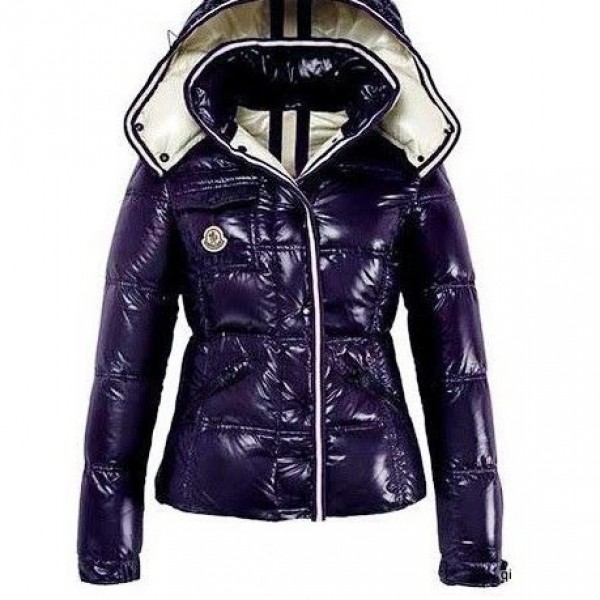 Moncler Viola Mock Collar e Cap. Donna Giacche uscita